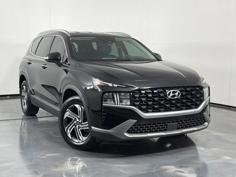 Used 2023 Hyundai Santa Fe SEL FWD image 2