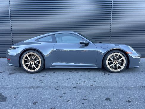 New 2026 Porsche 911 Carrera 4S image 6