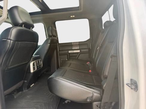 Used 2019 Ford F250 Lariat w/ Lariat Ultimate Package AWD/4WD image 22