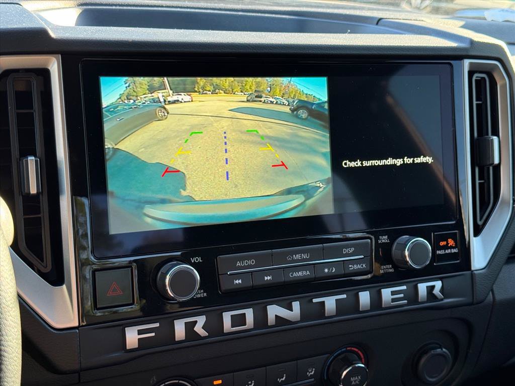 Certified 2025 Nissan Frontier SV RWD image 23