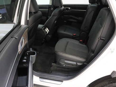 Used 2023 Kia Sorento SX Prestige AWD/4WD image 31