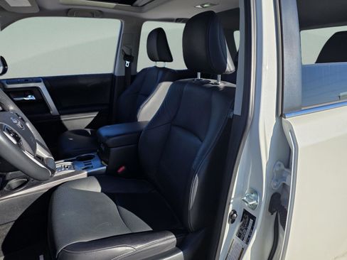 Used 2021 Toyota 4Runner Limited image 12