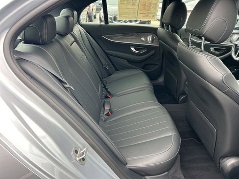 Used 2021 Mercedes-Benz E 350 Sedan image 22