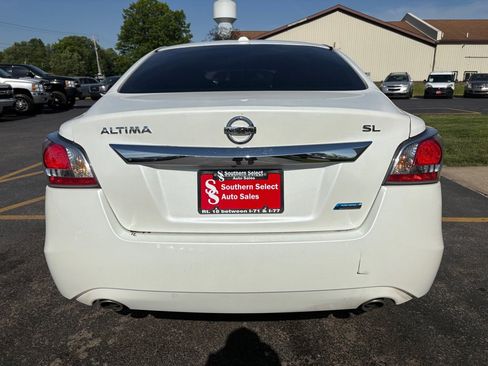 Used 2014 Nissan Altima 2.5 SL w/ Technology Package FWD image 7
