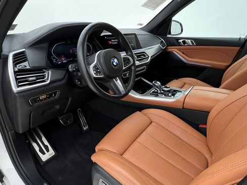 Used 2022 BMW X5 xDrive40i w/ M Sport Package image 13