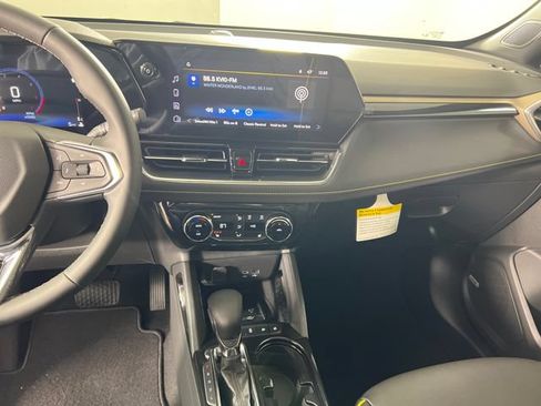 New 2026 Chevrolet TrailBlazer ACTIV w/ Convenience Package FWD image 16