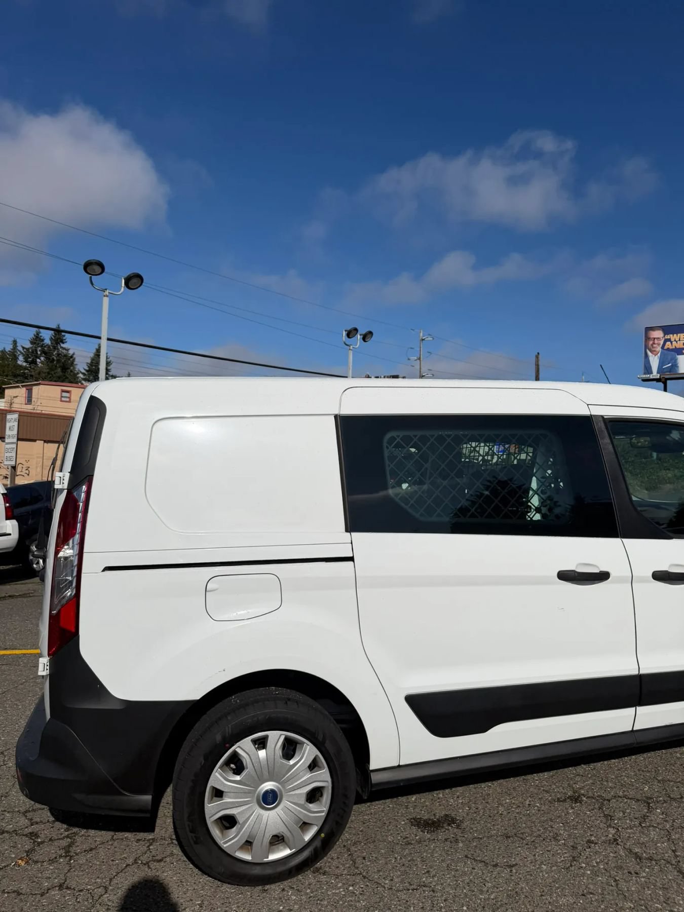 Used 2022 Ford Transit Connect XL FWD image 5