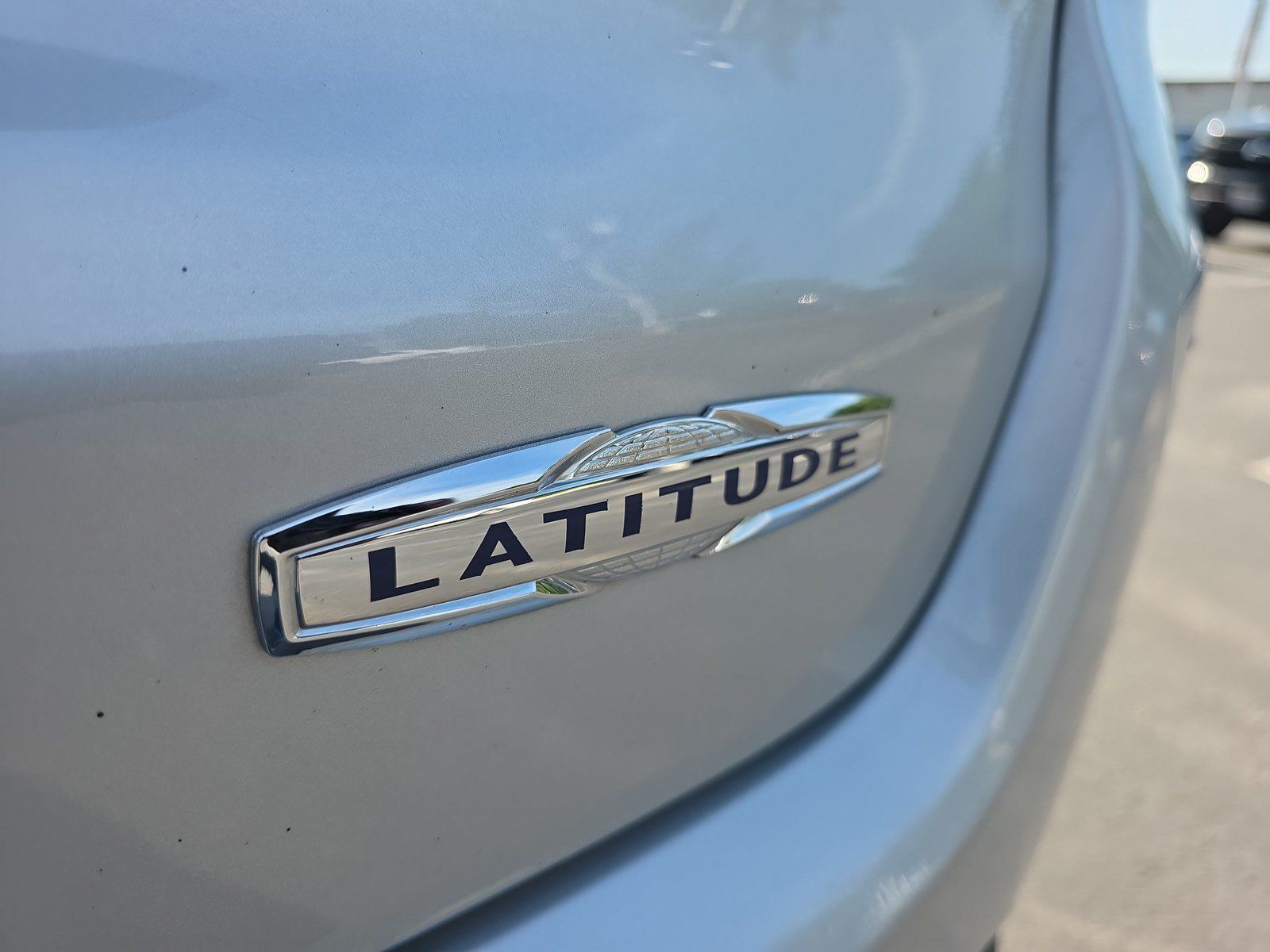 Used 2024 Jeep Compass Latitude AWD/4WD image 11