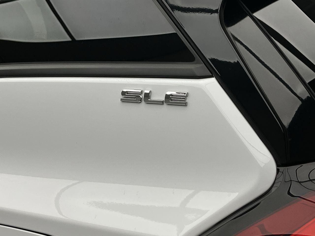Certified 2018 GMC Terrain SLE w/ Driver Convenience Package FWD image 30