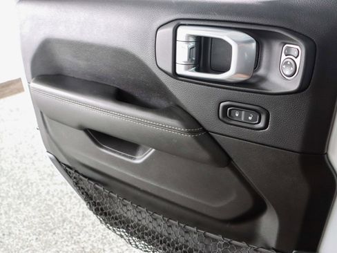 Used 2021 Jeep Wrangler Unlimited Sahara w/ Cold Weather Group image 22