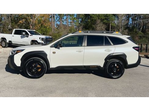 Used 2023 Subaru Outback Wilderness image 5