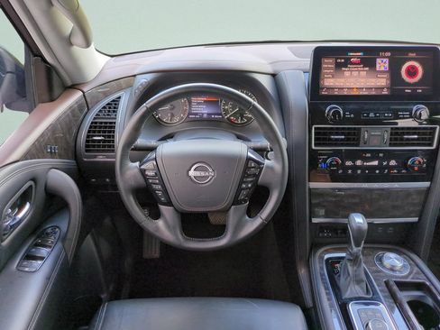 Used 2023 Nissan Armada Platinum w/ Captain's Chairs Package AWD/4WD image 12