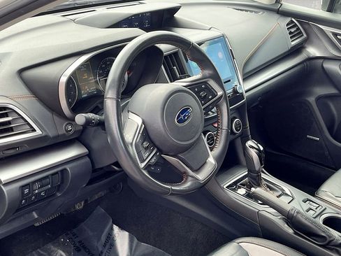 Used 2022 Subaru Crosstrek 2.5i Limited w/ Moonroof Package 2 AWD/4WD image 9