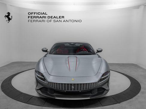 Certified 2024 Ferrari Roma image 8
