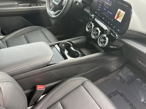 Used 2026 Chevrolet Blazer EV LT AWD/4WD image 20