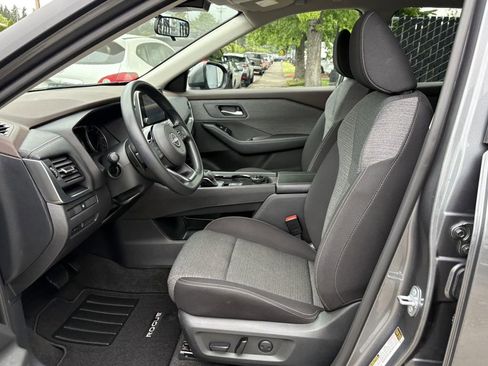 Certified 2023 Nissan Rogue SV image 16