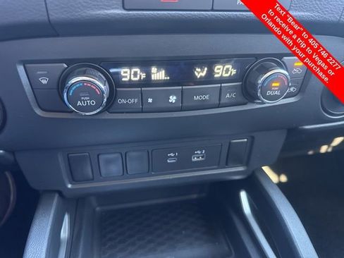 Used 2022 Nissan Frontier SV image 26