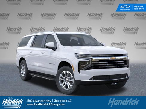 New 2026 Chevrolet Suburban LT image 1