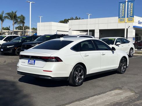 Certified 2023 Honda Accord EX image 24