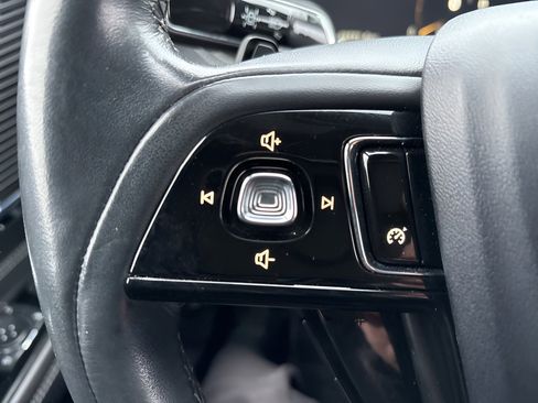 Used 2022 Lincoln Corsair Reserve image 15