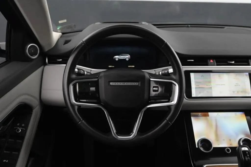 Used 2021 Land Rover Range Rover Evoque SE AWD/4WD image 36
