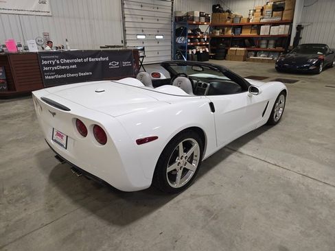 Used 2005 Chevrolet Corvette Convertible w/ Preferred Equipment Group image 5