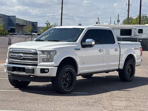 Used 2015 Ford F150 Platinum w/ Equipment Group 701A Luxury AWD/4WD image 9
