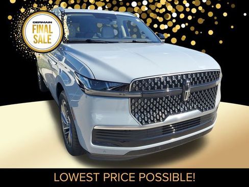 New 2025 Lincoln Navigator Reserve image 4