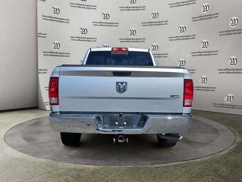 Used 2017 RAM 1500 Classic SLT RWD image 4