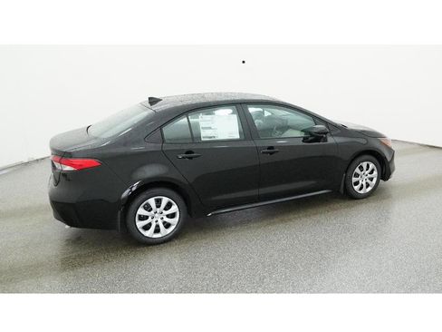 New 2026 Toyota Corolla LE image 10