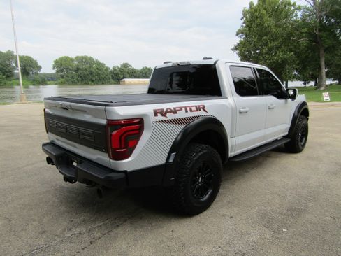 Used 2025 Ford F150 Raptor AWD/4WD image 4