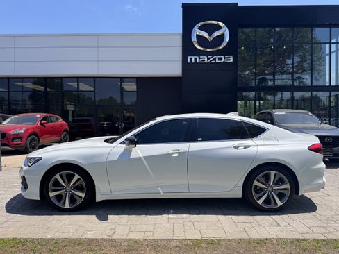Used 2023 Acura TLX SH-AWD w/ Advance Package image 4