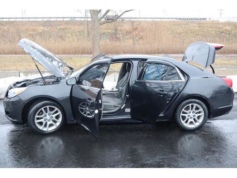Used 2013 Chevrolet Malibu Eco image 15