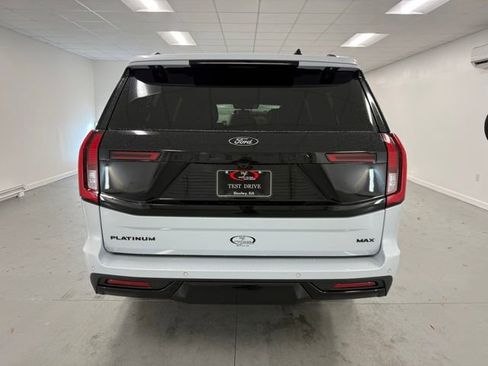 New 2026 Ford Expedition Max Platinum image 7