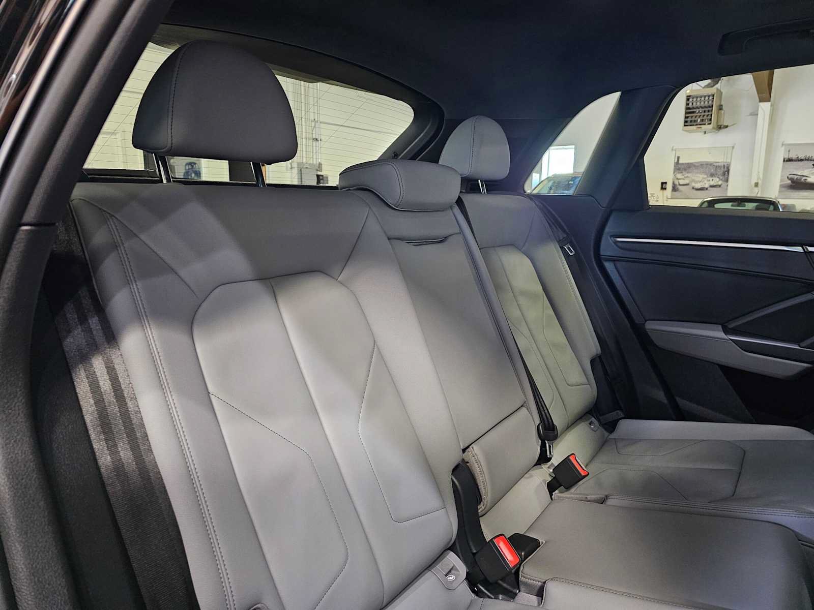 Used 2025 Audi Q3 2.0T Premium w/ Convenience Package AWD/4WD image 13