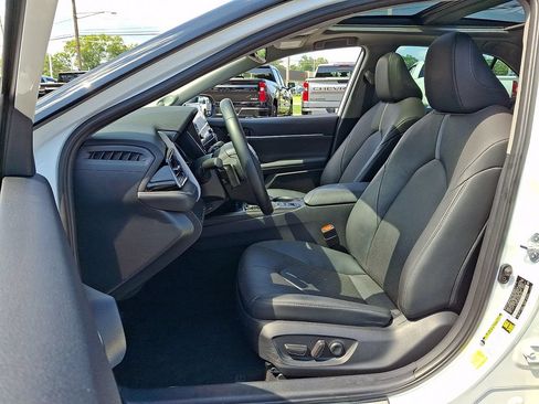 Used 2024 Toyota Camry XSE w/ Navigation Package FWD image 14