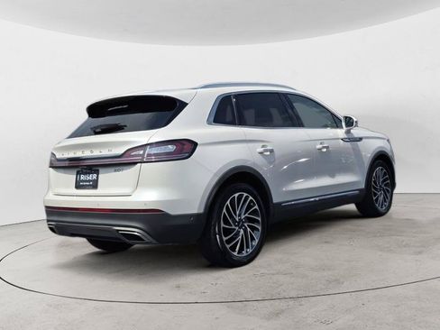 Used 2019 Lincoln Nautilus Reserve FWD image 3