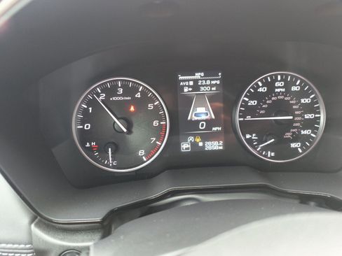 Certified 2025 Subaru Outback Premium image 11