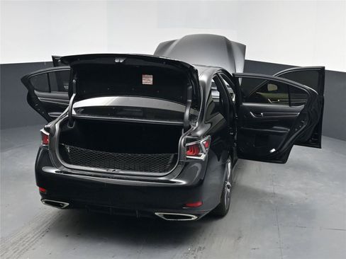 Used 2017 Lexus GS 200t F Sport image 24