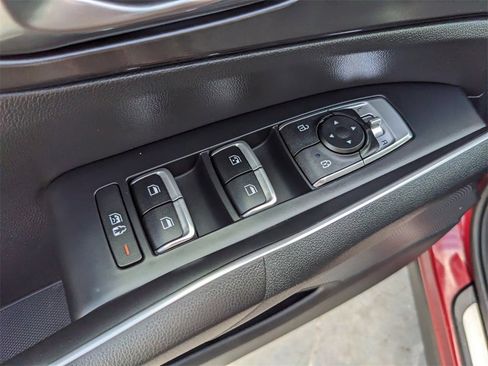 Certified 2023 Kia Sorento S w/ Panoramic Sunroof Package image 20