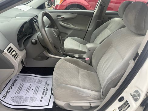 Used 2009 Toyota Corolla LE image 9