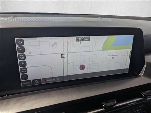 Used 2025 Kia Telluride S AWD/4WD image 13