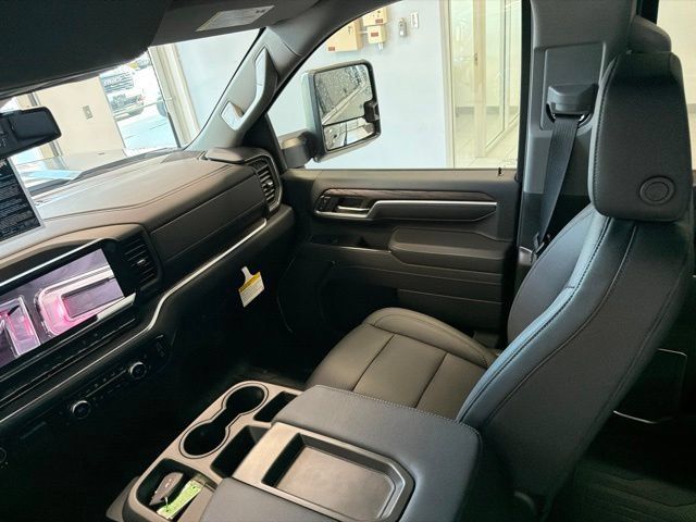 New 2026 GMC Sierra 3500 SLT AWD/4WD image 24