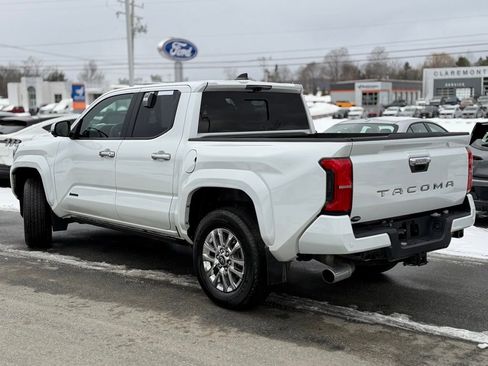 Used 2025 Toyota Tacoma Limited image 3