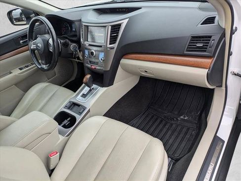 Used 2014 Subaru Outback 2.5i Limited image 26