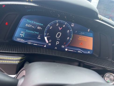 Used 2021 Chevrolet Corvette Stingray Premium Conv w/ Z51 Performance Package image 10