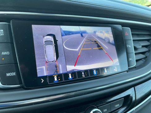 Used 2021 Buick Enclave Avenir w/ Avenir Technology Package AWD/4WD image 19
