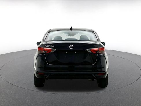 Used 2025 Nissan Versa SV FWD image 8