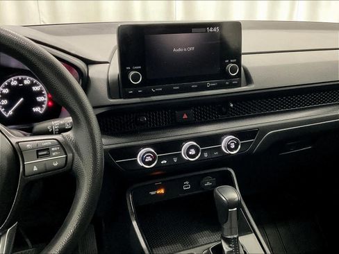 Used 2023 Honda CR-V LX image 18