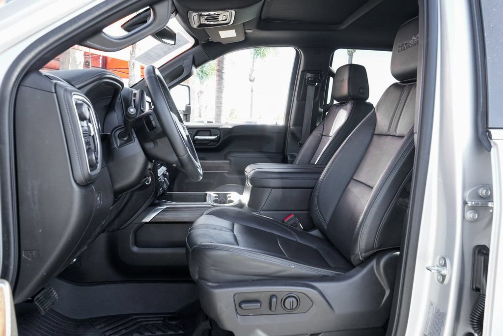 Used 2023 Chevrolet Silverado 3500 High Country w/ Safety Package II AWD/4WD image 18